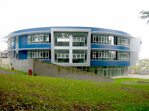 Bild vergrößern: Gebäude des Förderzentrums Nord in Velbert.